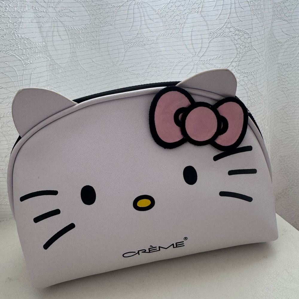 Hello Kitty White Cosmetic Bag with Pink Bow and Cat Ear Shape